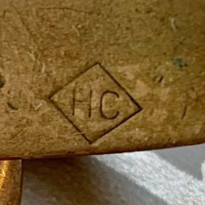 ISO jewelry with this maker’s mark! Hattie Carnegie vintage